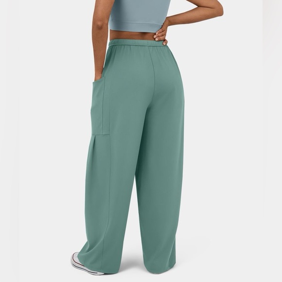 ⭐️SOLD⭐️NWT HALARA Mid rise Wide Leg Pants - Picture 2 of 9
